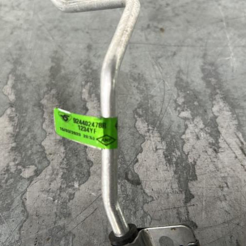 119593516-491b78e2-3187-4f8d-8f55-b55ba860f3e3-Piece-Tuyau-de-climatisation-RENAULT-CLIO-5-PHASE-1-0ad0bcf6a589f73984c4a7146b173066a8476324ab67dbb520bc733c4644fb32_m.jpg