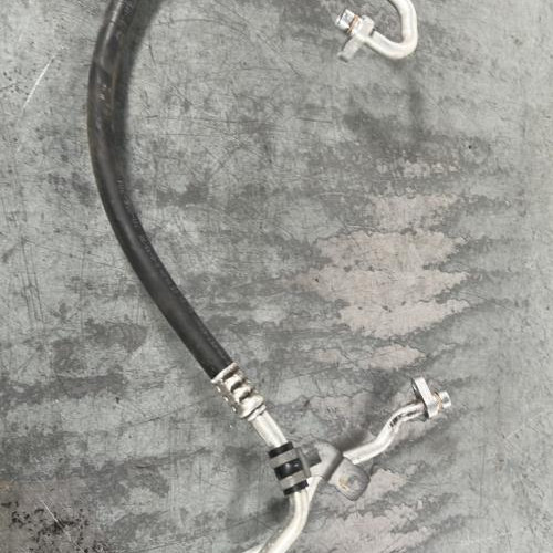 119593516-26f135a7-523e-4375-a9fa-281e0b3762bd-Piece-Tuyau-de-climatisation-RENAULT-CLIO-5-PHASE-1-9f96b03a87ba29914686d22e590176802232adb2f4a57ac20ae7dd5f93f2ee3f_m.jpg