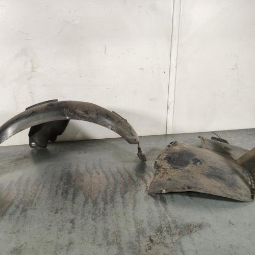 Pare boue avant droit