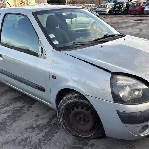 Vehicule-RENAULT-CLIO%25202%2520PHASE%25202-2003-5834184438fbb532a75906551c58c76986b1976e2154e4ae15980e7f8a151224_m.jpg