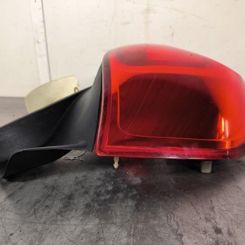 119725077-5ea4ee9b-937b-449a-860b-1cbda72515f6-Piece-Feu-arriere-principal-gauche-feux-8200886944-RENAULT-CLIO-3-PHASE-2-e394de7cdc5c428a46d8c869aedc3638e85d6ace2d1ecda6e31c6cfeecb85c07_m.jpg