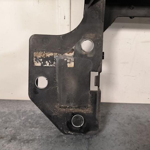 119725877-ab341da2-3074-41f0-b02a-e7b2b2f8695c-Piece-Armature-avant-Masque-avant-8200290143-RENAULT-CLIO-3-PHASE-2-73c5664f88d14ff8a3ef4742061c05d73ad77c94343ccaceaf645e826e85b4af_m.jpg