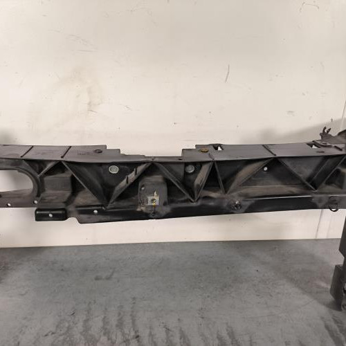 119725877-8f62d916-ad0a-4b76-b304-c50052d5643d-Piece-Armature-avant-Masque-avant-8200290143-RENAULT-CLIO-3-PHASE-2-cb2b73a327afeb2c25505d4dd8863dab7ccfeaced105f9ce192bbe98de6b9b1e_m.jpg