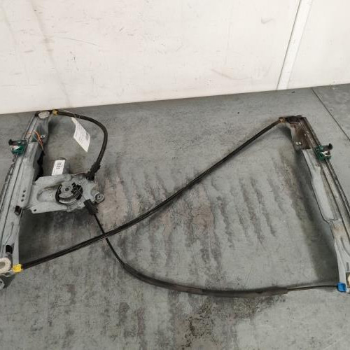 Leve vitre electrique avant droit