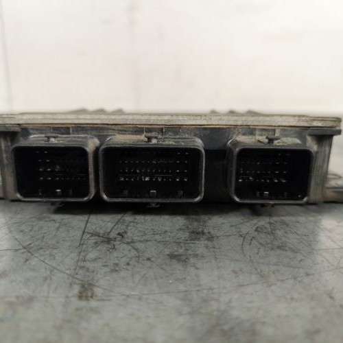 119730620-1f44535d-dd4f-4e68-891a-9c6ada5a65d5-Piece-Calculateur-moteur-8200909666-RENAULT-CLIO-3-PHASE-2-071c6b180c2fb7fd009a52862aef060a522f52e07e4e87fbc85d5dfbf742ff8f_m.jpg