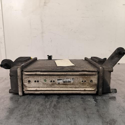 119730627-2ef26d76-5a73-417c-b943-3fc8481b1b31-Piece-Echangeur-air-Intercooler-8200471888-RENAULT-CLIO-3-PHASE-2-4b5b116f3ae426f06569d0d3d092fccb29b4194d912a5cc296efdeb68ba7a207_m.jpg