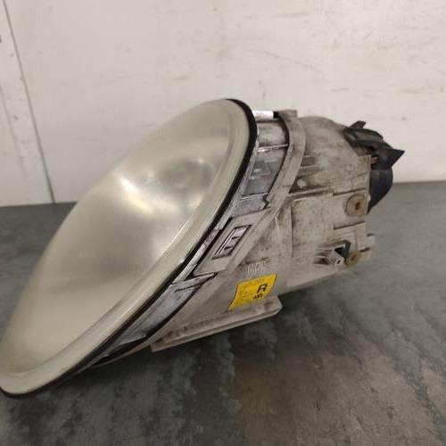 Optique avant principal droit (feux)(phare)