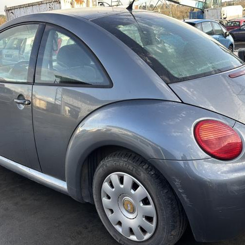 Vehicule-VOLKSWAGEN-NEW%2520BEETLE%25201%2520PHASE%25201-2002-fcd297f67a25fba511569ee67a77a86ef3067ebcef178ff6df1e0326f3df0bbf_m.jpg