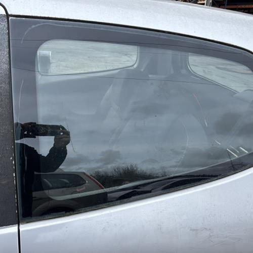 Custode arriere gauche