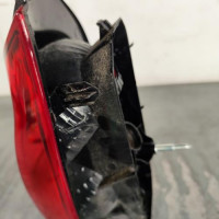 119818936-0f9baac2-7543-4424-99b3-0a0ad58b82d8-Piece-Feu-arriere-principal-droit-feux-8200387889-RENAULT-TWINGO-2-PHASE-1-a4ee64e442e3d66ce0f8f2c6a50a89c5d9524c3e0b6ed43147b2701ddc554985_m.jpg