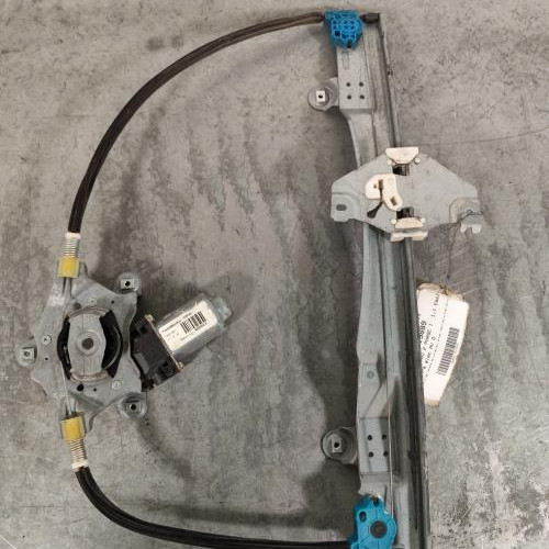 119819889-bbca4ec4-acef-4be5-b9aa-99acaaa0cac2-Piece-Leve-vitre-electrique-avant-droit-8200384741-RENAULT-TWINGO-2-PHASE-1-efd67272d230e5469351bc5abdd24a61fa598d981dfe2571db310d2106c2fbba_m.jpg