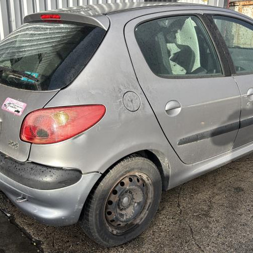 Vehicule-PEUGEOT-206%2520PHASE%25201-2003-3b5365aaf218f5684114901ff7faefc1000afdfeef017321102a86b97bcc0a2c_m.jpg