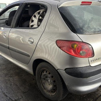 Vehicule-PEUGEOT-206%2520PHASE%25201-2003-559f75d2770ae83f4156ac218c8707d1b30316ecf92424f4d2ac24e29233d421_m.jpg