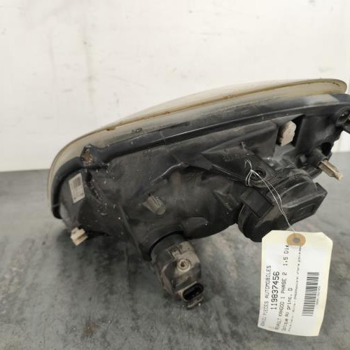119837456-a567d8c7-e806-439e-a5ee-b0cc06c785cd-Piece-Optique-avant-principal-droit-feuxphare-260107835R-RENAULT-KANGOO-1-PHASE-2-d43fc0698aeb646d49a7d2a415d3212a7e5ed10f4a8e56c590d5cf8e77fe5065_m.jpg