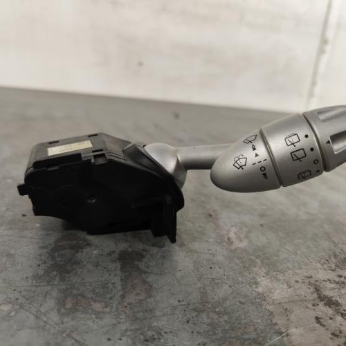 Commodo d'essuie glaces