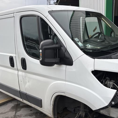 Vehicule-PEUGEOT-BOXER%25203%2520PHASE%25202-2016-303e25c6557d6b4b026b472584e4c2364d17d66b757caba217f7ec1e08f1e47c_m.jpg