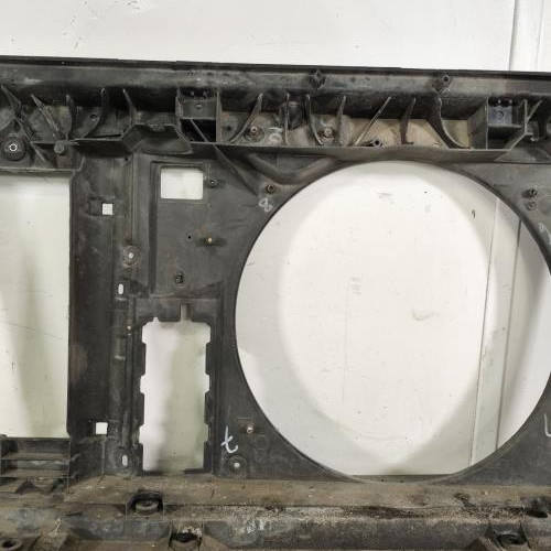 120280473-a005cc80-ac8e-4562-b484-d4f0fcf2c3be-Piece-Armature-avant-Masque-avant-7104CF-PEUGEOT-307-PHASE-2-BREAK-80b47cf22cac26a8227102697650327e0e5b0bdf54526bd5c75eb3dbcc2c6c78_m.jpg