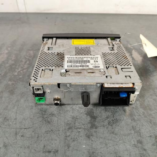 120280480-c91a4a13-7fdd-4005-8149-c5a278989b87-Piece-Autoradio-dorigine-6560RQ-PEUGEOT-307-PHASE-2-BREAK-6f12d6dcf6af114a3371049a9bf3177a302483195a16c6f8bbab6836c7801e04_m.jpg