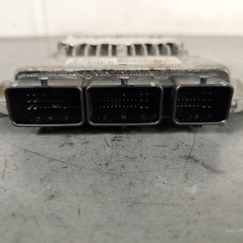 120280866-6a59cc65-8cb2-41b5-b287-60444073118e-Piece-Calculateur-moteur-1940ZA-PEUGEOT-307-PHASE-2-BREAK-e311ce9dac371508ba119deacc8a390577f2e921373cffa5fd4e35b626e7444c_m.jpg