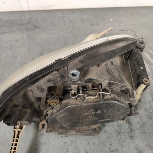 120345871-8814ca3f-268b-4628-88dc-80f1dfbae8ca-Piece-Optique-avant-principal-gauche-feuxphare-1203149-FORD-GALAXY-1-PHASE-2-9eb13323301589683d11d303c9003742a1ce79c991252378a406d7f2356914c0_m.jpg