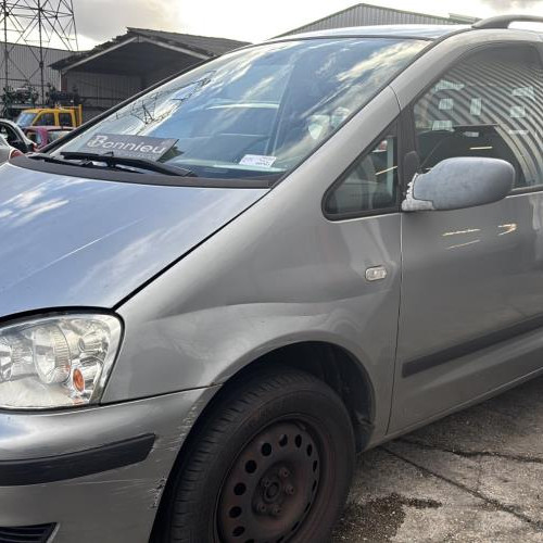 Vehicule-FORD-GALAXY%25201%2520PHASE%25202-2004-7f2de0bc46b3d4cc5c00d3d2f5ff317f644cb287cf3616fd950fa040a23ff567_m.jpg