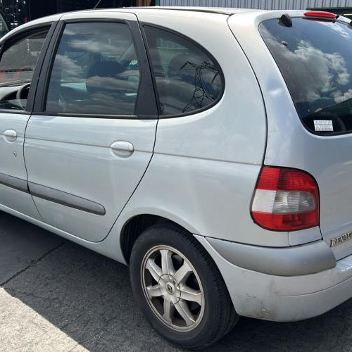 Vehicule-RENAULT-SCENIC%25201%2520PHASE%25202-2002-5f9a1d0f8eecf457606c4878a98d5b48a5e4890b40b2a5e91a11f263fd9e3437_m.jpg