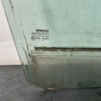 120428036-7fe72d5d-7775-4e9f-8e79-d54d2fe82943-Piece-Vitre-avant-droit-8200143307-RENAULT-SCENIC-1-PHASE-2-b77696950418e464a3b02640a3c01bc36fb0f786ea04151f0c03e5bafe392676_m.jpg