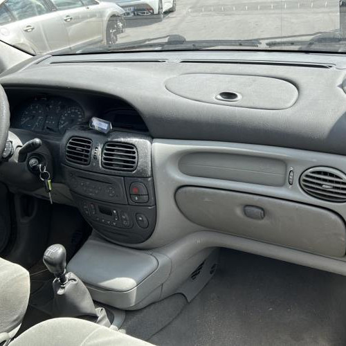 Vehicule-RENAULT-SCENIC%25201%2520PHASE%25202-2002-61f8948005b3fedeba6ec4b872110a1ec33ea6279167e11cb75d379850288491_m.jpg