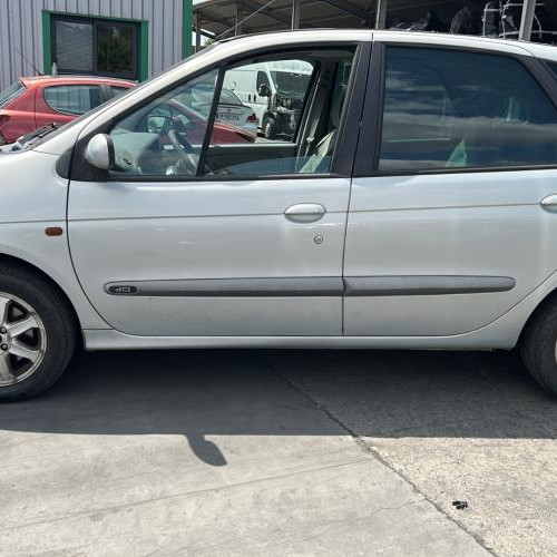 Vehicule-RENAULT-SCENIC%25201%2520PHASE%25202-2002-72928f5893bd1568d8685f08f09ac978e992a4a2fb78b38d275defe50d40ea35_m.jpg