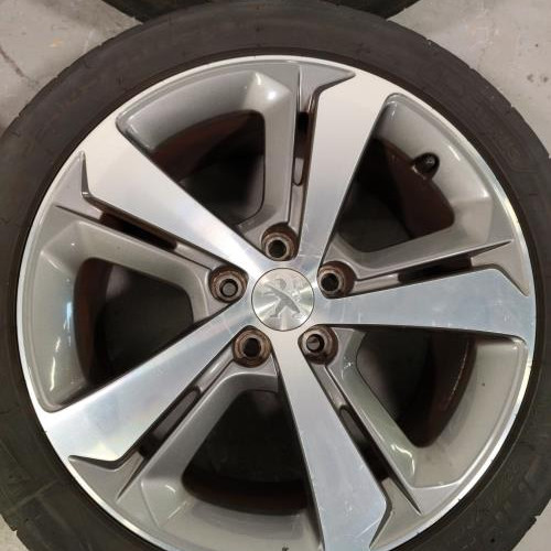 120580428-ad7c4165-bc39-4e8d-b7cb-880a0ed945f0-Piece-Jeu-de-4-jantes-PEUGEOT-308-2-PHASE-1-24f2f3e32e3d2ef719cad67ffe69f313258b4bc38d6e8b46ce66445739a9bb6f_m.jpg