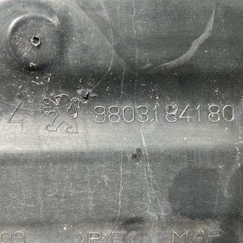 120596132-1bf9e739-5d3d-4ebc-8de9-c1b6c60f72c8-Piece-Deflecteur-9803184180-PEUGEOT-308-2-PHASE-1-9d082505e20fe951c5daf60f6dad59264ec43d26f47e3ae36a126f8811c57533_m.jpg