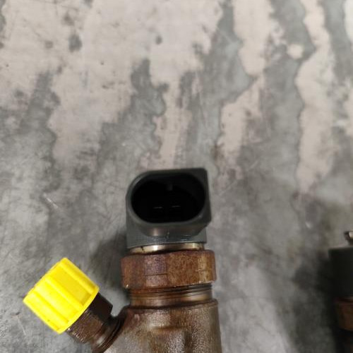 120597485-0a03fe34-3df6-4524-b2c1-592e13ca43ce-Piece-Injecteurs-Common-rail-68002136AA-CHRYSLER-PT-CRUISER-PHASE-2-BREAK-2c09488169bed450b2caaa996d70bf68e2eaf9741940437879cc55b28c2ddf5a_m.jpg
