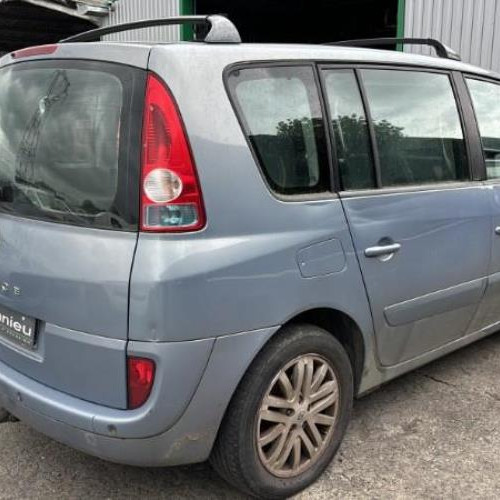 Vehicule-RENAULT-ESPACE-4-PHASE-1-2006-b89dc05d500c6bfcc358eccc2cc0043f8055eb9567b711b74f51b2055d345a67_mtn.jpg