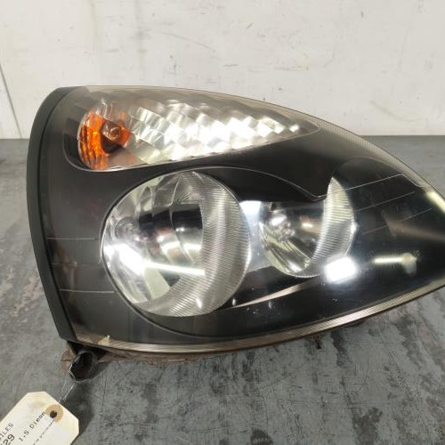 120759529-8fb27aa0-d8f2-4267-b970-8792cc4bceef-Piece-Optique-avant-principal-droit-feuxphare-7701054063-RENAULT-CLIO-2-PHASE-2-fee779928fcd7c53d7057c2e3e25cf939f9eaddb718326bd87a207711f391349_m.jpg
