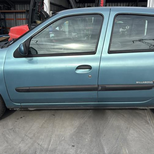 Vehicule-RENAULT-CLIO%25202%2520PHASE%25202-2003-09805f2ac277bdf43dc21ac861b78df36ecebbe0da7a4f7135a2c50dec7473c8_m.jpg