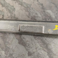 120760335-80f240d7-d67a-402f-a51f-bb3e3536d067-Piece-Leve-vitre-electrique-avant-droit-7701207254-RENAULT-CLIO-2-PHASE-2-1c73d07ae58c95f6faba6c97b9abed15dbe1b9ebc28845e2ea84906026df5635_m.jpg