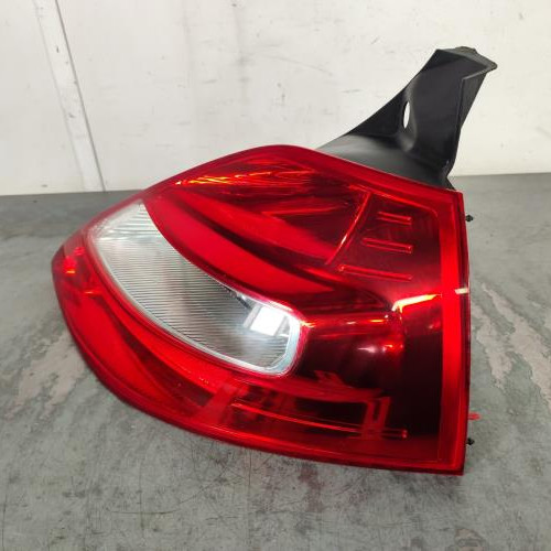 120766884-e2ce4cc4-c202-4141-8dfb-1d6ec1bada42-Piece-Feu-arriere-principal-droit-feux-8200413216-RENAULT-MEGANE-2-PHASE-2-e9f813820f853c0a8b0e5429e2ee77d729b4721f5bb5fd5626c90b7c210b74c6_m.jpg