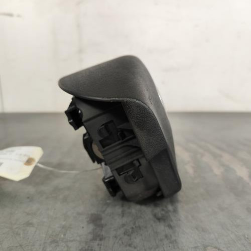120767508-c422a1f0-8e7d-401b-bb15-3ffd2ffd3ccb-Piece-Air-bag-conducteur-8200414936-RENAULT-MEGANE-2-PHASE-2-d8d540cd1f1e64f1cf44734fd7d57f68635c2f355728035ce0ab4afe13091f17_m.jpg