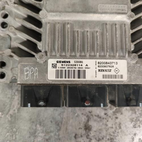 120767820-ecc01e64-ee8c-45c0-b482-08ef37715c0e-Piece-Calculateur-moteur-8200843713-RENAULT-MEGANE-2-PHASE-2-414fdd114b6ce30b958f3998b13719e045637d62ae1a5b4163ee1965024f597a_m.jpg