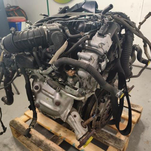 120777161-2935ff54-29ea-4fa2-8ae2-2a60721a063f-Piece-Moteur-10102-JU4MB-NISSAN-370-Z-COUPE-0a2bcaaa44c3effd2578bef7d98989fee024a90f5cc4e363eb9ad561f8af10a5_m.jpg