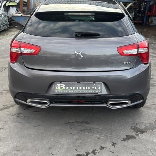 Vehicule-CITROEN-DS5%2520PHASE%25202-2016-2d541bfef083eeb37a3fc00069dfdef87d5bb351c4035c1d26b14a3b4966b6fa_m.jpg