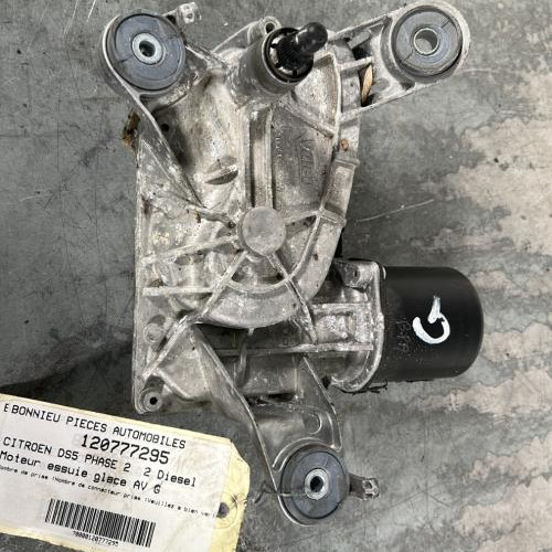 Moteur essuie glace avant gauche