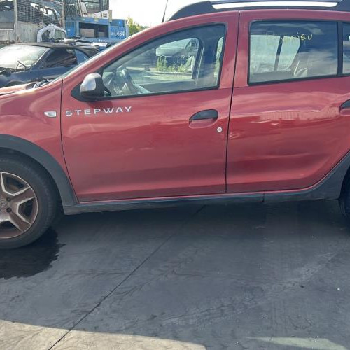 Vehicule-DACIA-SANDERO%25202%2520PHASE%25202-2017-a47cec599af29c4b6ce90720cd34b64e50573c4e3cf3f97f1da7ac61b1569a37_m.jpg