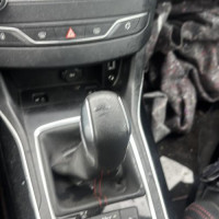 120831382-7d9b7fad-02ff-46b5-ad22-84a18b1ee3cd-Piece-Levier-de-vitesses-9810204980-PEUGEOT-308-2-PHASE-1-ab5321c6be718f3dcf978febba680de69ce2121356b375d92fecba245bc223dd_m.jpg