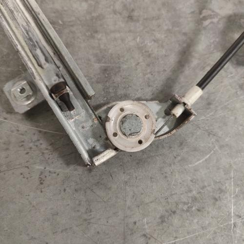 120914795-5bc87323-dc57-456c-b43a-842ee1b13ad4-Piece-Leve-vitre-electrique-avant-droit-AIXAM-CITY-QUADRICYCLE-LEGER-8b3454770648c72f41330e6926393f084e2a92570e4fbc757225f3cdd60a7f4a_m.jpg