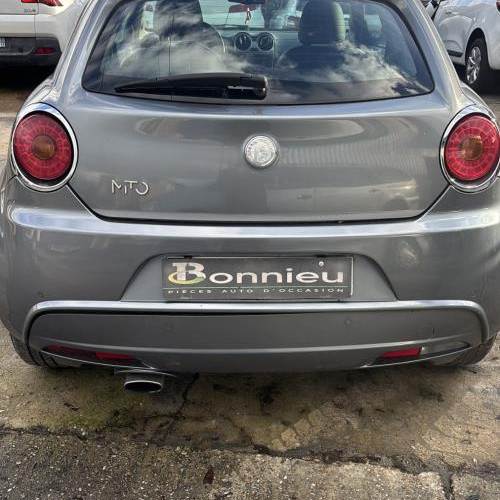 Vehicule-ALFA%2520ROMEO-MITO%2520PHASE%25201-2010-f21b9ff02a902144f344315d387305544bf184e541a760cffa62725f1881ce44_m.jpg