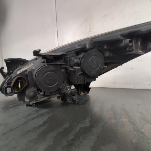 Optique avant principal droit (feux)(phare)