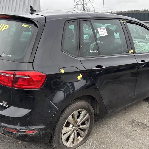 Vehicule-VOLKSWAGEN-GOLF%2520SPORTSVAN%2520PHASE%25201-2015-e3e2388b8b14cb404c94a7655d888cc25a6bb984eec38bec6ee7d3a1451ca3a4_m.jpg