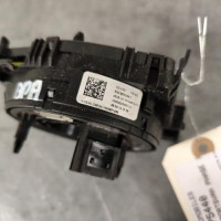 121575440-b12709df-7cbb-474e-abfb-13ea2edc6a21-Piece-Contacteur-tournant-VOLKSWAGEN-GOLF-SPORTSVAN-PHASE-1-5bbb047e21b400edb174144f789f3cfc326314d0c5adb5b71a2bc14cfbadcc08_m.jpg