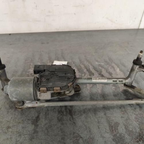 Moteur essuie glace avant